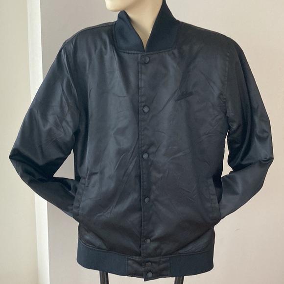 Madness Bomber - Picture 2 of 16